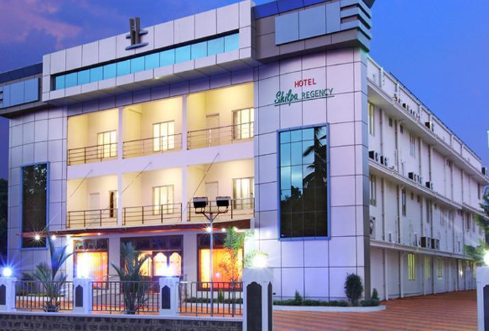 Kottārakara Hotel Shilpa Regency المظهر الخارجي الصورة
